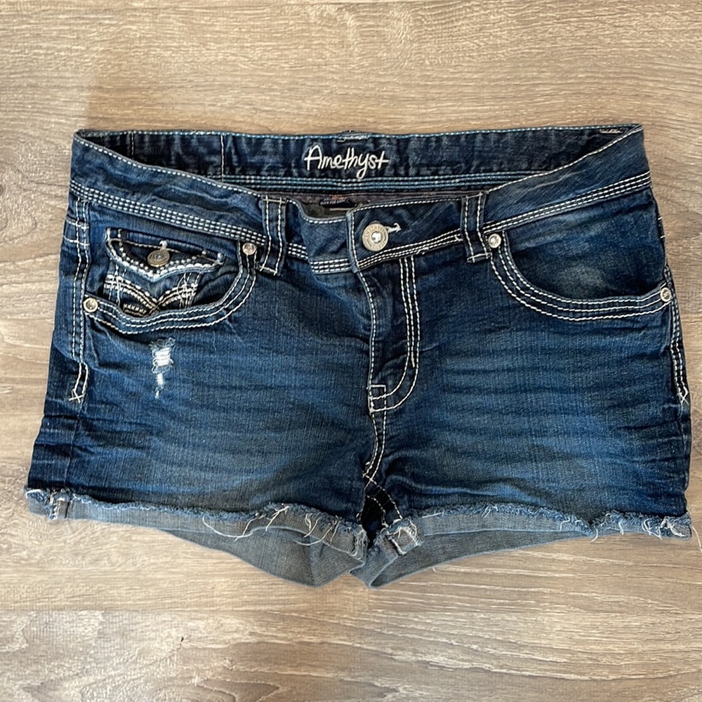Amethyst shorts